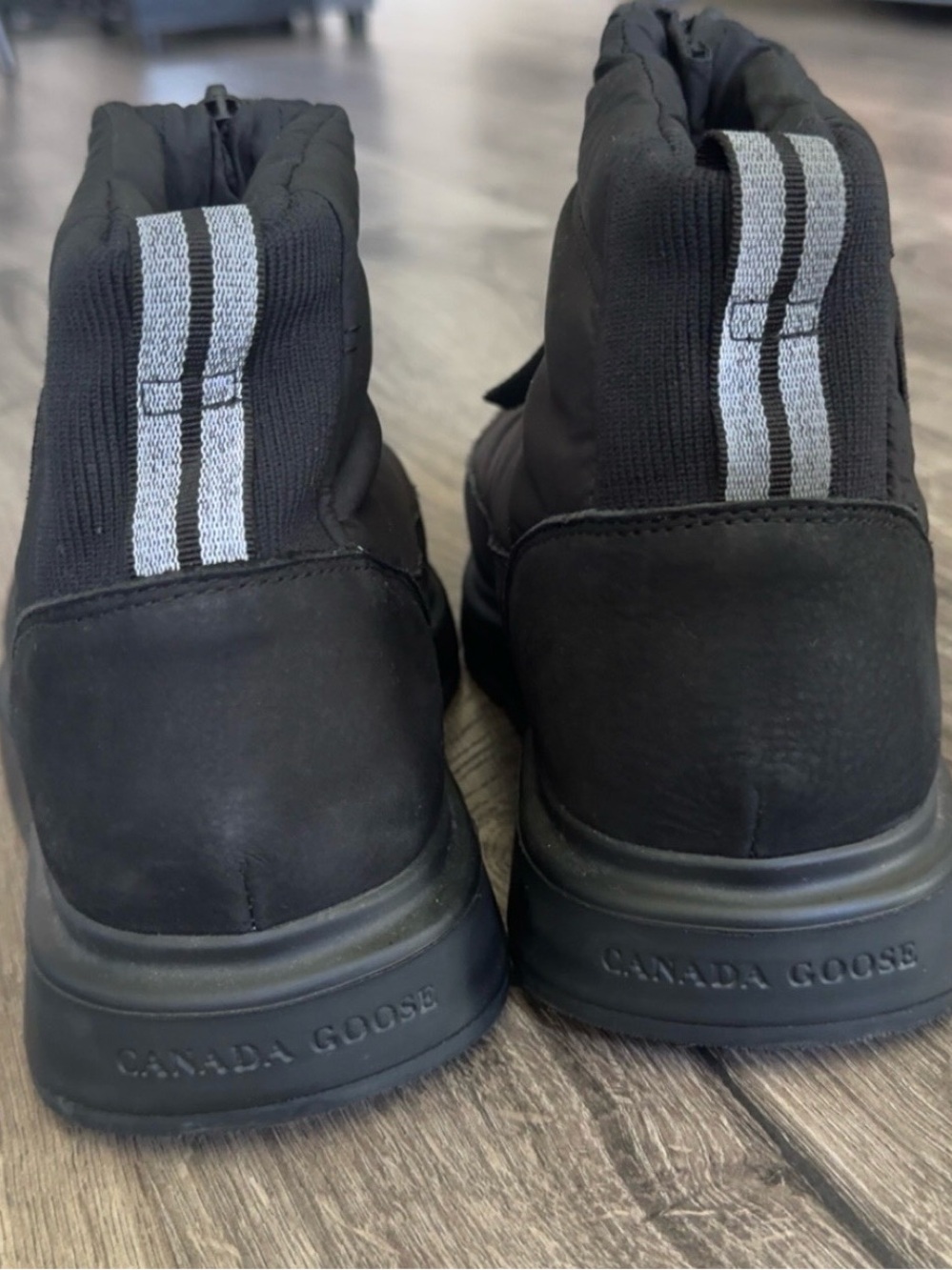 Canada Goose Cypress Puffer Boots - Picture 6 of 12